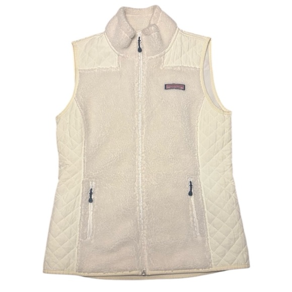 Vineyard Vines Jackets & Blazers - Vineyard Vines Women's Ivory Quilted Vest XS